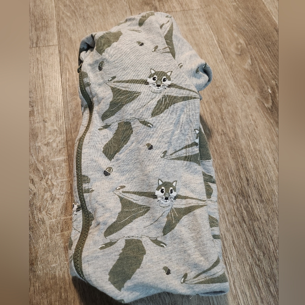 Cozy Gray Hooded Kids Footie with Animal Design - Picture 6 of 6